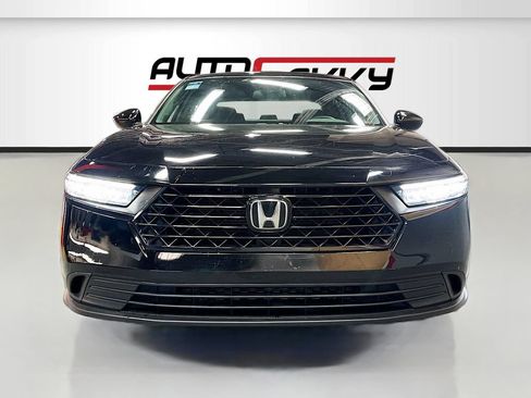 Used 2024 Honda Accord Sport image 2