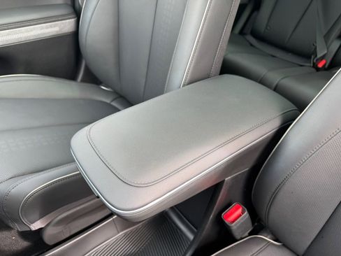 Used 2023 Hyundai Ioniq 5 Limited image 36