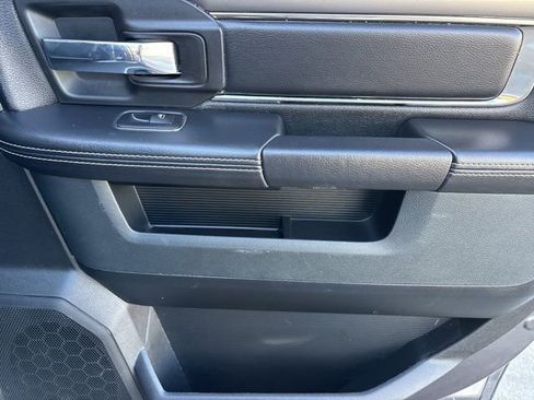 Used 2017 RAM 1500 Sport image 36