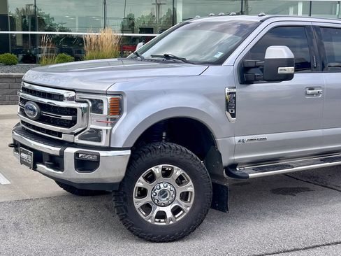 Used 2022 Ford F350 Lariat w/ Lariat Ultimate Package AWD/4WD image 2