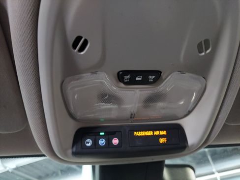 Used 2020 Buick Encore GX Select w/ Sport Touring Package FWD image 18