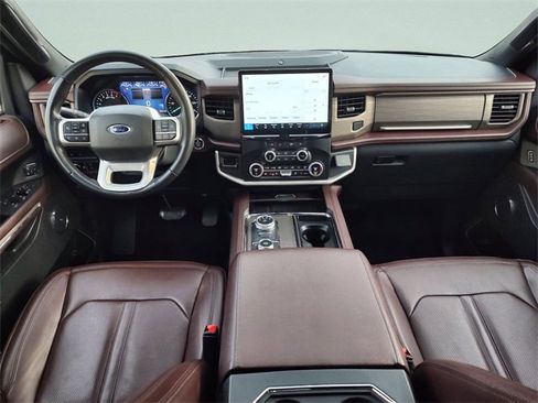 Used 2024 Ford Expedition Max Limited image 12