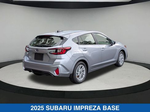 Certified 2025 Subaru Impreza 2.0i image 4