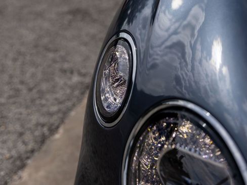 Used 2023 Bentley Continental GT Azure AWD/4WD image 5