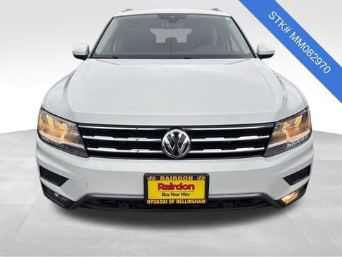 Used 2021 Volkswagen Tiguan SE image 2