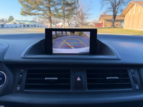 Used 2014 Lexus CT 200h image 28