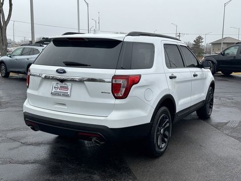 Used 2017 Ford Explorer 4WD image 4