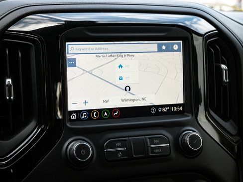 Used 2020 Chevrolet Silverado 2500 LTZ w/ LTZ Premium Package image 24