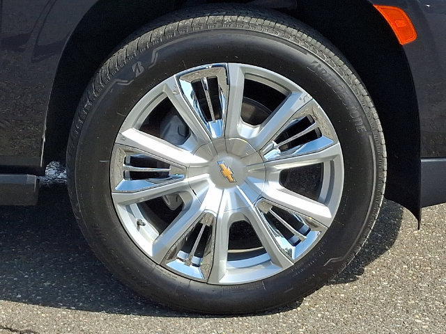 Used 2024 Chevrolet Tahoe High Country w/ Premium Package AWD/4WD image 28