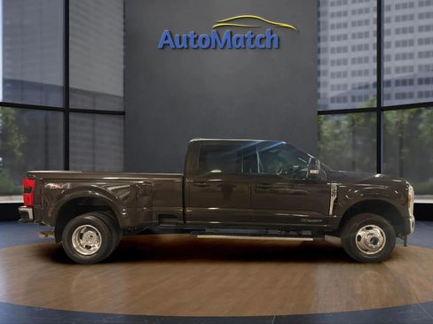 Used 2024 Ford F350 Lariat image 13