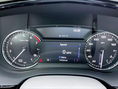 Used 2020 Cadillac XT5 Premium Luxury FWD image 24