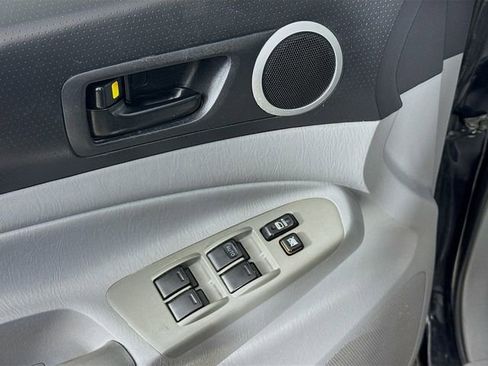 Used 2010 Toyota Tacoma 4x4 Double Cab image 19