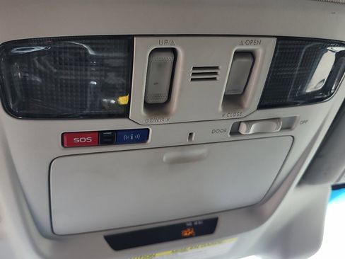 Used 2018 Subaru Outback 2.5i Limited image 27