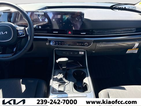 New 2026 Kia Carnival image 18