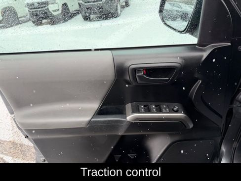 Used 2022 Toyota Tacoma SR5 image 11