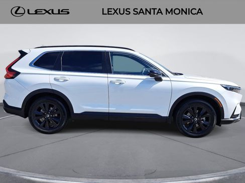 Used 2024 Honda CR-V Sport Touring image 4