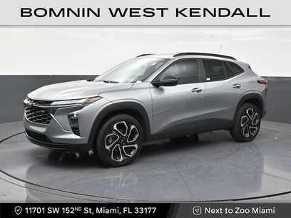 Used 2025 Chevrolet Trax RS w/ Sunroof Package