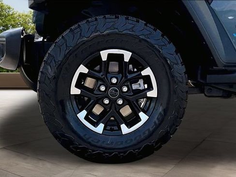 Used 2025 Jeep Wrangler Unlimited Rubicon 4xe w/ Safety Group AWD/4WD image 33