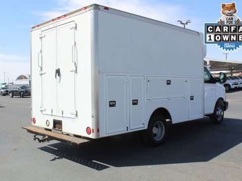 Used 2014 Chevrolet Express 3500 image 3