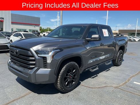 Used 2025 Toyota Tundra SR5 AWD/4WD image 1