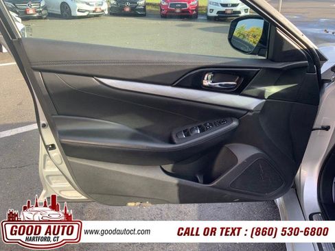 Used 2016 Nissan Maxima 3.5 S image 6