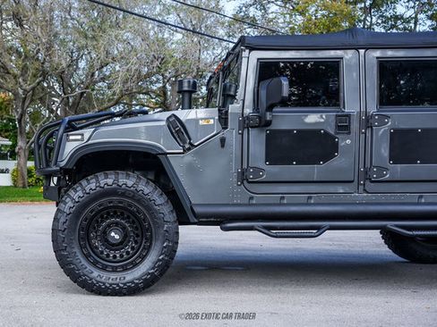 Used 2003 HUMMER H1 4-Door Open Top AWD/4WD image 4