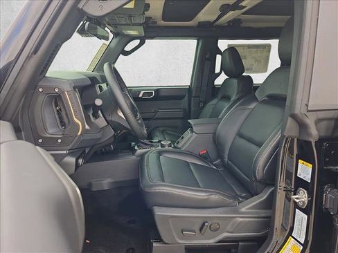 New 2026 Ford Bronco Badlands image 4