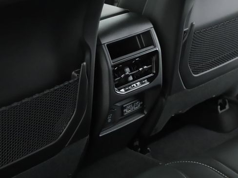 New 2025 Jeep Grand Cherokee Altitude image 5