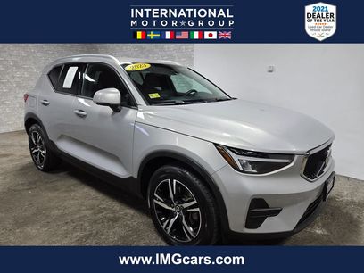 Used 2023 Volvo XC40 B5 Core w/ Climate Package