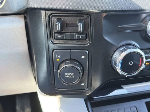 Used 2024 Ford F350 Limited image 17