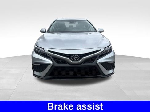 Used 2024 Toyota Camry SE image 8