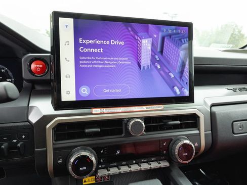 Certified 2025 Toyota Tacoma TRD Off-Road w/ TRD Off Road Premium Package AWD/4WD image 19