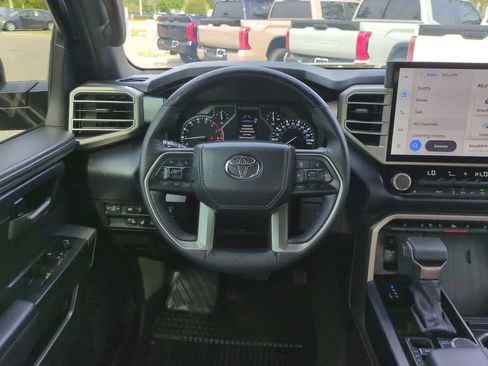 Certified 2025 Toyota Tundra SR5 w/ SR5 Premium Package AWD/4WD image 15