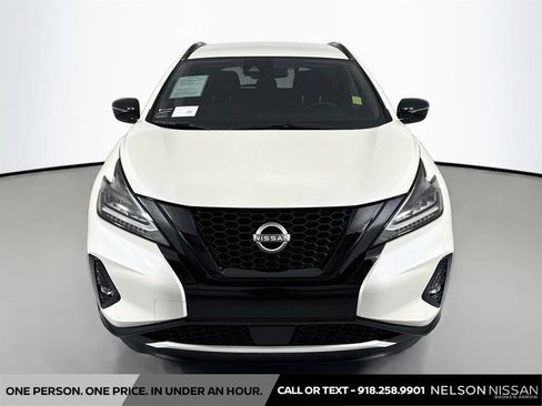 Used 2024 Nissan Murano SV w/ SV Midnight Edition Package AWD/4WD image 2