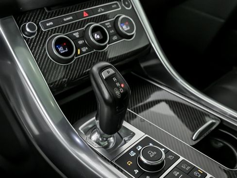 Used 2016 Land Rover Range Rover Sport SVR image 33