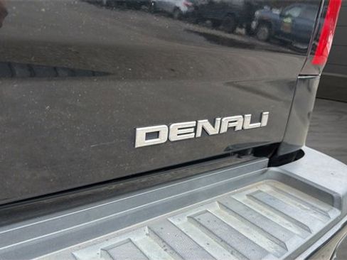Used 2015 GMC Sierra 2500 Denali image 35