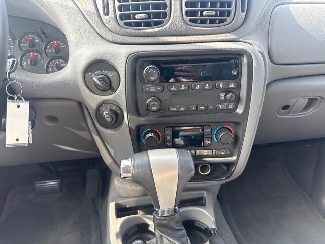 Used 2005 Chevrolet TrailBlazer LT w/ LT Package 1 AWD/4WD image 12