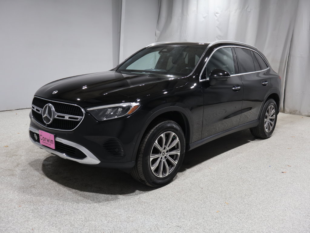 Used 2023 Mercedes-Benz GLC 300 4MATIC image 5