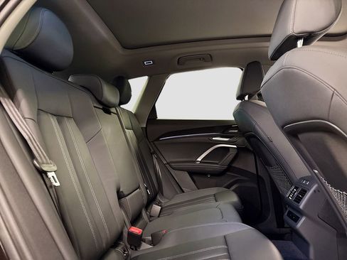New 2025 Audi Q5 Premium Plus image 16