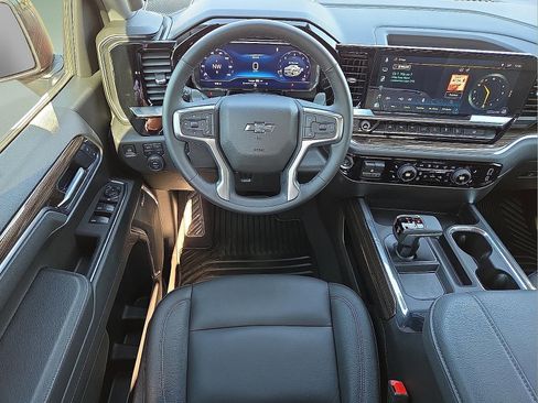 Used 2025 Chevrolet Silverado 1500 RST w/ Convenience Package II image 11