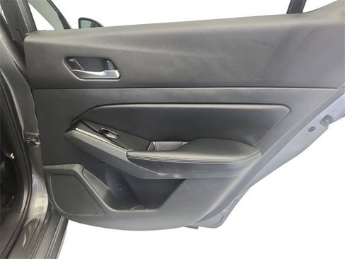 Used 2023 Nissan Altima 2.5 SL image 27