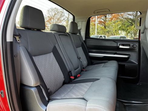 Used 2017 Toyota Tundra SR5 image 26