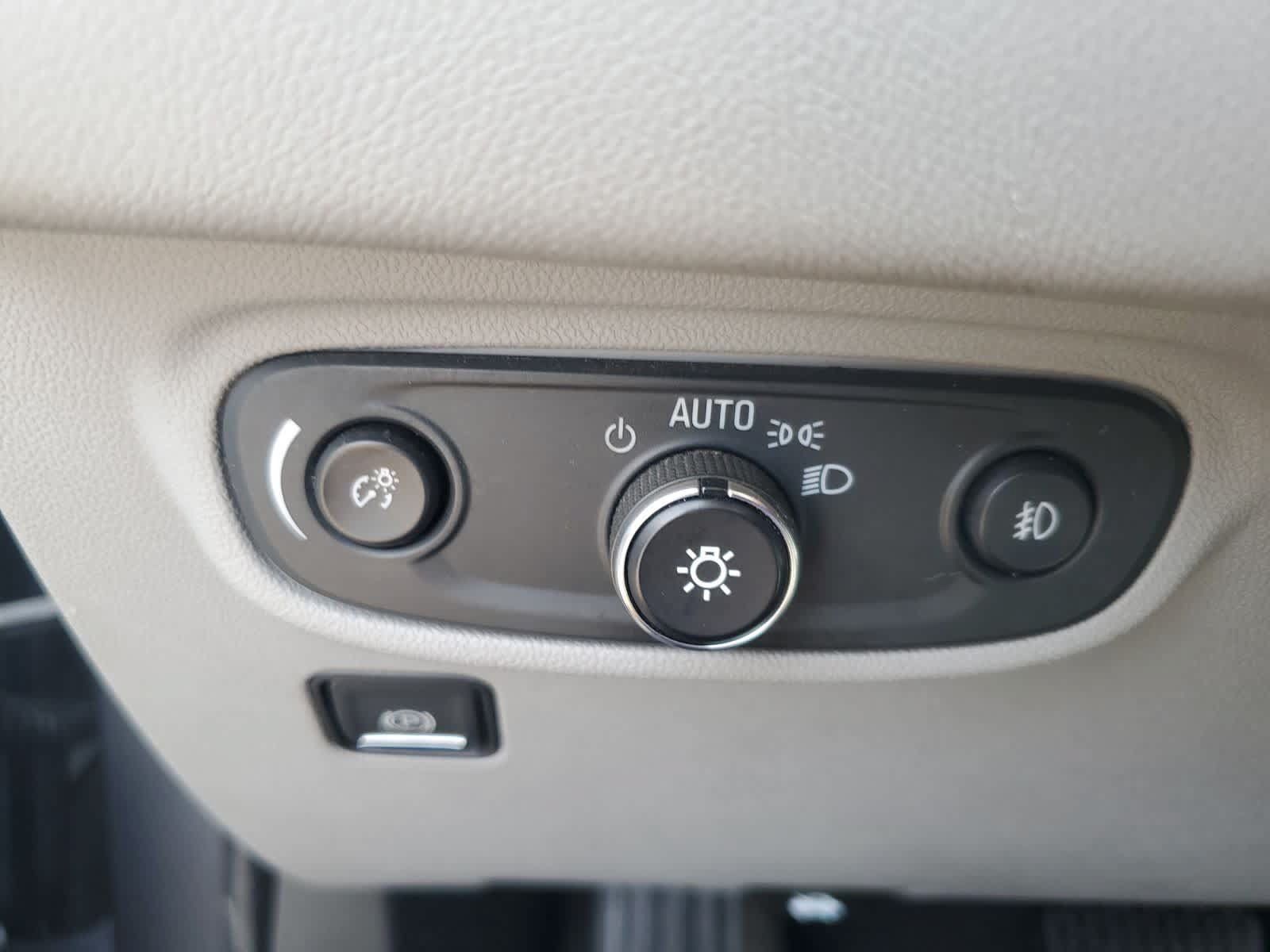 Used 2020 GMC Terrain SLT w/ Preferred Package FWD image 19