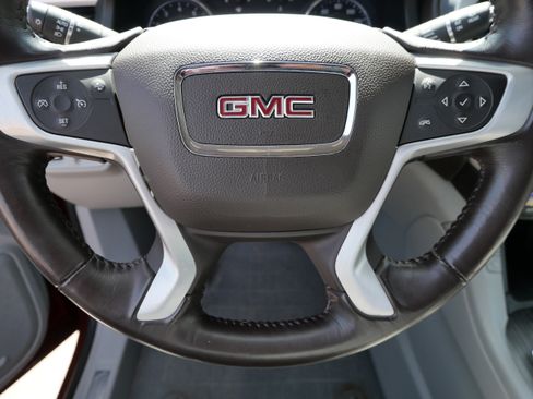 Used 2017 GMC Acadia SLT AWD/4WD image 25