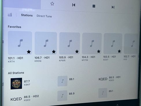 Used 2020 Tesla Model X Long Range image 23