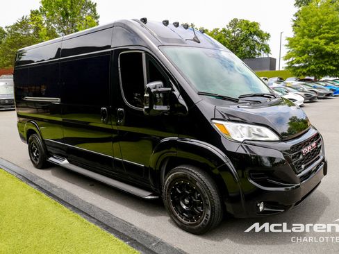 Used 2023 RAM ProMaster 2500 w/ Driver Convenience Group FWD image 3