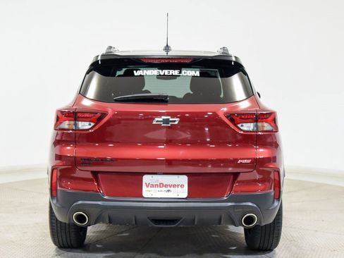 Used 2023 Chevrolet TrailBlazer RS w/ Sun and Liftgate Package image 10