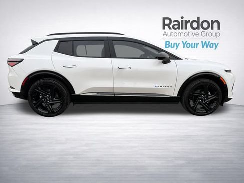 Used 2025 Chevrolet Equinox EV RS w/ LPO, All-Weather Mat Package FWD image 8