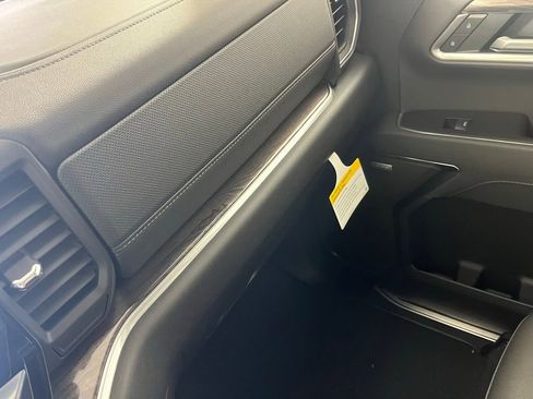 New 2026 Chevrolet Silverado 1500 LTZ w/ LTZ Premium Package image 38