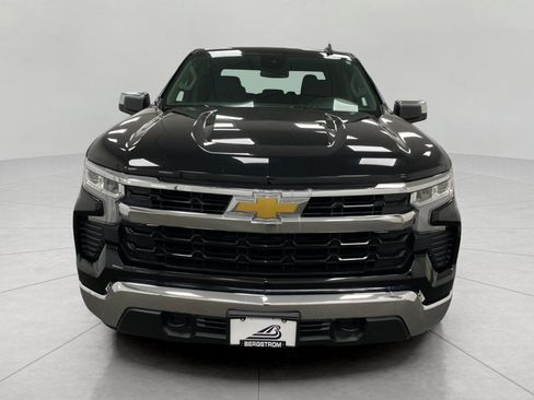 Used 2024 Chevrolet Silverado 1500 LT AWD/4WD image 11